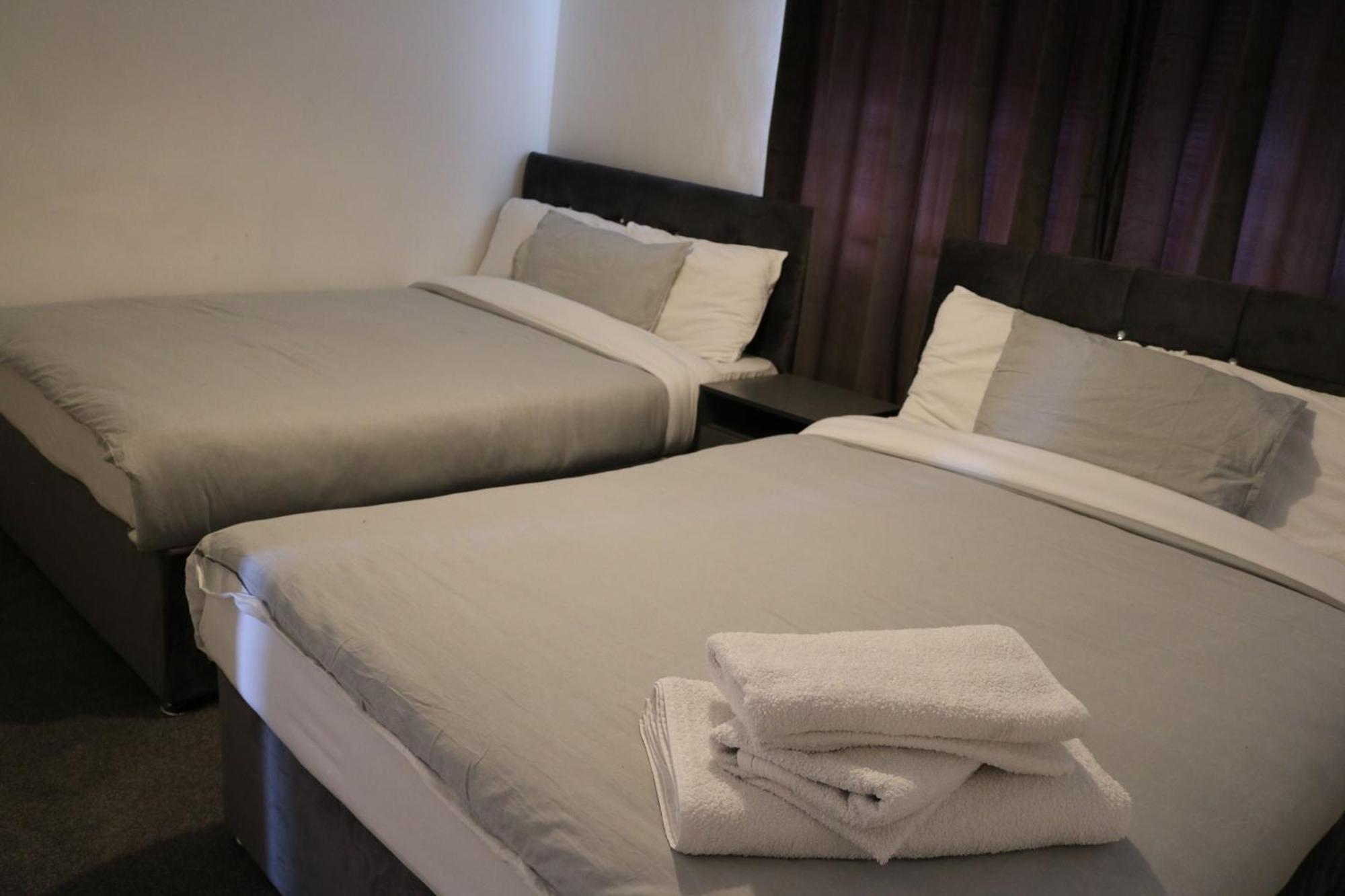 Cosy 2 Bed With Parking Near Piccadilly, Etihad Stadium And Coop Live Sleeps Up To 5 Villa Manchester Eksteriør bilde